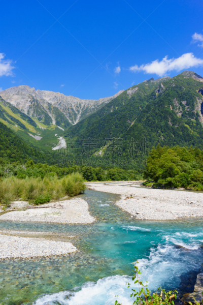 梓川,上高地国家公园,山,垂直画幅,水,天空,里山,长野县,户外,白色