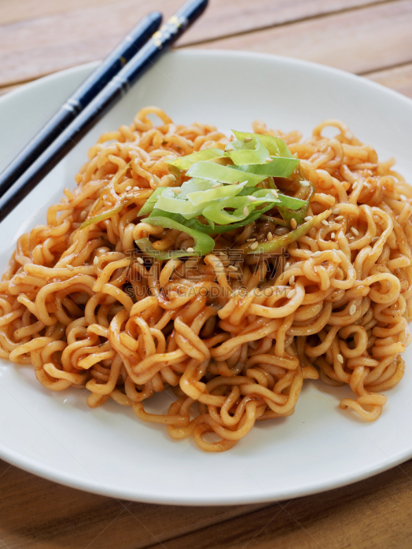 东方食品,面条,餐具,垂直画幅,葱,形状,韩国食物,古老的,膳食,健康