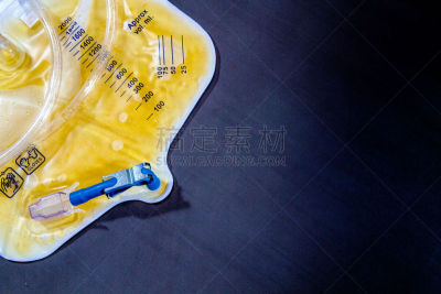 尿检样品,膀胱,尿液,医疗废物,空气阀,医学样本,夹钳,机阀,留白