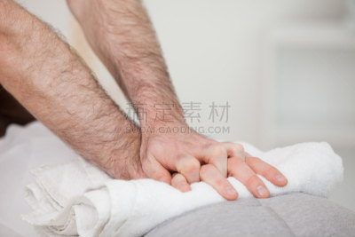 特写,女人,身体受伤,水平画幅,白人,按摩师,部分,青年人,医药职业,尾骨