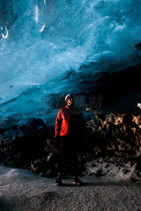 冰岛国,冰,男人,巨大的,垂直画幅,水,美,雪,杰古沙龙湖,旅行者