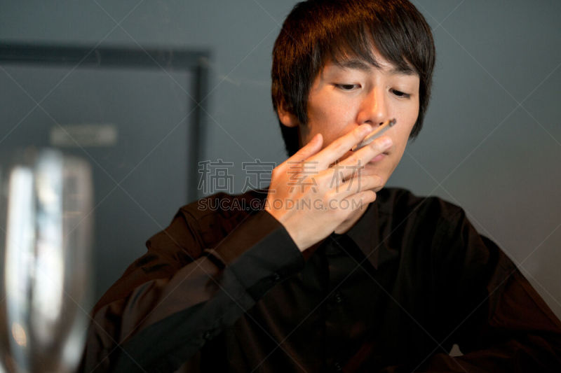 男人,吸烟问题,座位,密封的,焦油,人类肺脏,禁止吸烟,商店,税,男性