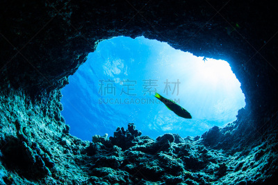 洞穴,冲绳县,宫古岛,深的,水下,水肺潜水,潜水,海洋,水,水平画幅