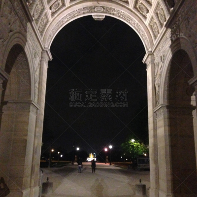 巴黎,拉菲亚特精品店,拉法叶特百货,卢浮宫金字塔,旅游目的地,夜晚,无人,方形画幅,摄影