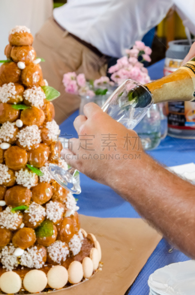 结婚蛋糕,餐厅负责人,洗礼仪式,圣餐式,鸡尾酒会,呼吸孔,水果蛋糕,结婚宴会,垂直画幅,膳食