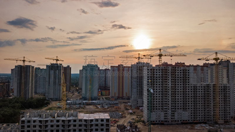 居住区,建筑工地,乌克兰,城市,航拍视角,起重机,在上面,城市天际线,建筑外部,日落