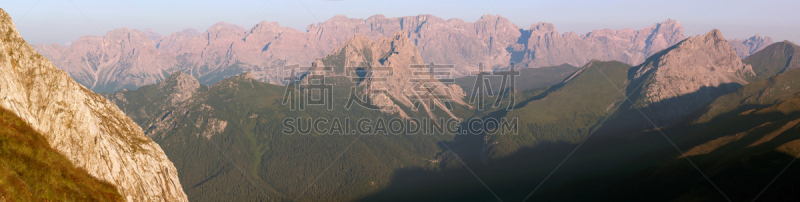 塞斯托,水平画幅,山,夜晚,早晨,在边上,户外,齿状山脊,树林,山脊