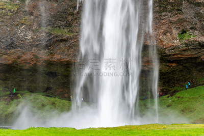 苔藓,悬崖,特写,在底端,小路,夏天,人,seljalandsfoss waterfall,绿色,地形