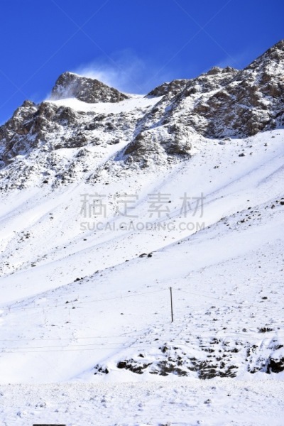 伊斯法罕,伊朗,滑雪场,呕吐物,扎格罗斯山脉,伊斯法罕省,深雪,雪板,滑雪板,垂直画幅