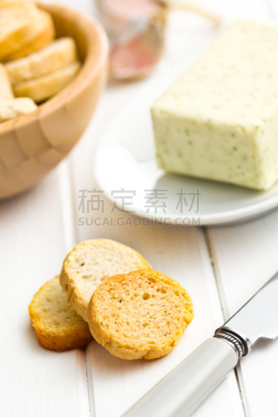 意大利烤面包,桌子,木制,切片食物,白色,克洛斯蒂尼面包,开胃食品,垂直画幅,法式长棍面包,素食