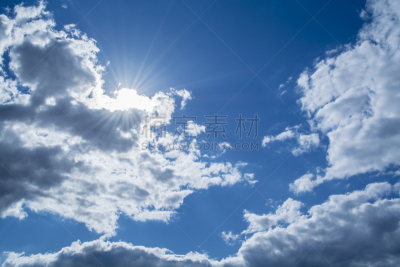 天空,阳光光束,蓝色,云,正面视角,风,暴风雨,水平画幅,无人,戏剧性的天空