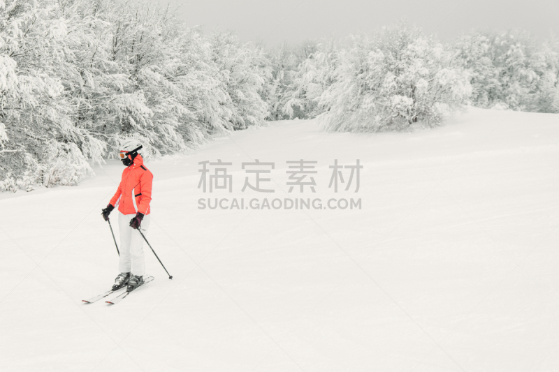 雪,山,女人,滑雪运动,滑雪场,水平画幅,滑雪坡,户外,运动,冬天