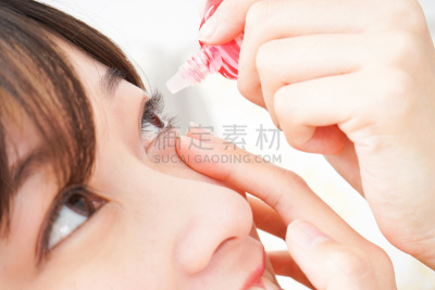 人的眼睛,健康保健,青年女人,波琉斯,洗眼水,眼药水,枯草热,面霜,过敏药
