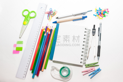 办公用品,办公室,水平画幅,无人,图钉,修正液,曲别针,白色,胶带座,活页夹