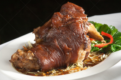 动物腿,肉汁,蒸汽,猪肉,餐具,水平画幅,椒类食物,膳食,动物身体部位,锅