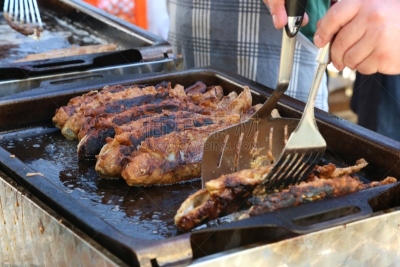 鱼类,罗非鱼,餐具,格子烤肉,水平画幅,无人,膳食,海产,煎锅,锅