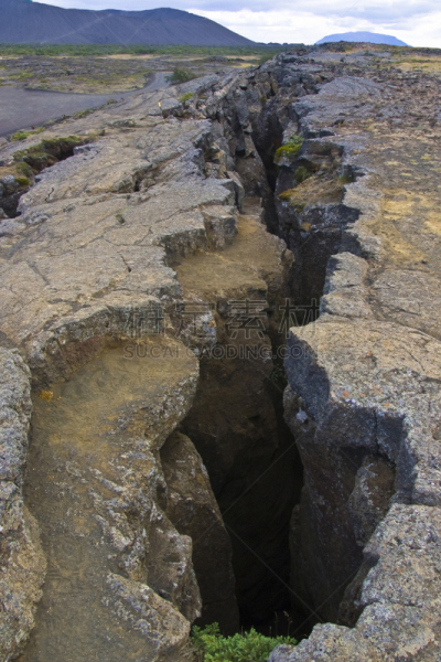 建筑的,破碎的,地震,垂直画幅,地质学,无人,意外与灾害,2015年,环境,冰岛国