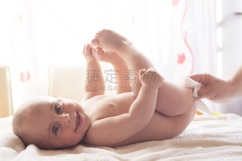 湿,婴儿,皮肤,水,四肢,水平画幅,浴室,单身母亲,干净,白人