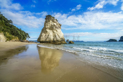cathedral cove,岩石,沙岩,科罗曼德尔半岛,新西兰,尖峰,水,天空,美,水平画幅