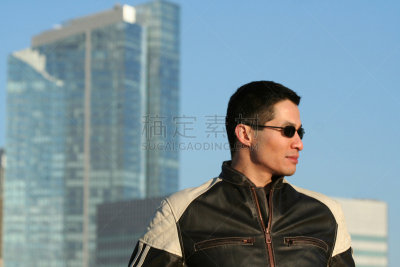 皮茄克,男人,天空,美,水平画幅,侧面像,美人,皮革,户外,仅男人