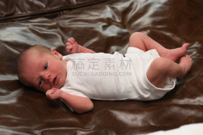 新生儿,尿布,女婴,美,水平画幅,白人,疲劳的,人的脸部,纯洁