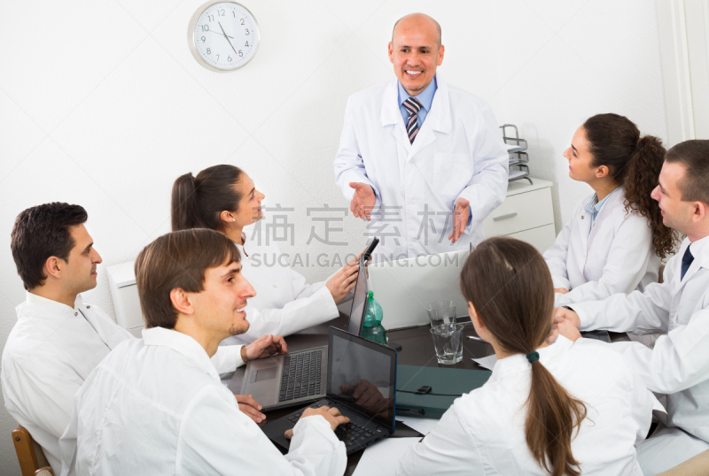 讲师,拉美人和西班牙裔人,水平画幅,会议,科学,人群,西班牙和葡萄牙人,组物体,制服,商务会议