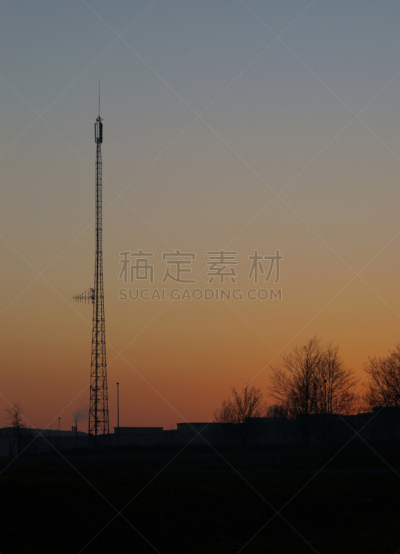 无线电通信塔,城市天际线,雷达,垂直画幅,天空,新的,电话机,com域名,科学,偏远的
