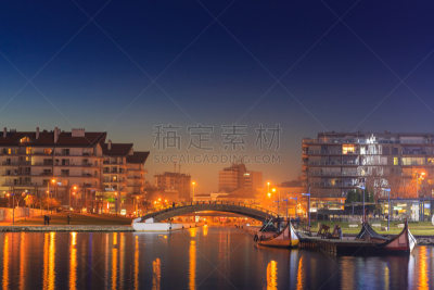 夜晚,阿威罗市,水,水平画幅,建筑,无人,城市天际线,威罗区,建筑外部,户外