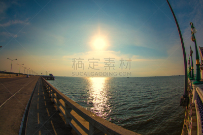 桥,琼不里省,水,水平画幅,橙色,无人,城市天际线,交通,户外,船