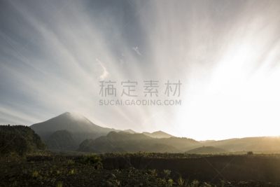 墨拉皮火山,阳光光束,mithridates vi,在上面,日惹特区,环太平洋火山带,自然美,树冠,户外,旅行者