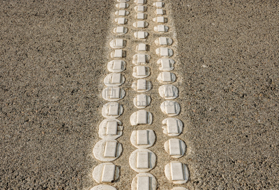 陡坡标志,柏油路,水平画幅,符号,平视角,缓慢的,交通,户外,想法,建筑业