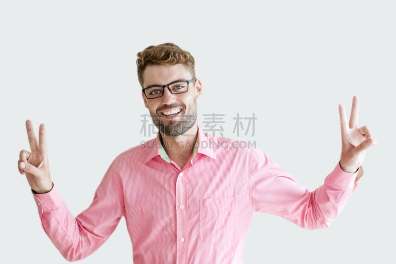 男人,v sign,正面视角,男商人,经理,男性,仅男人,仅成年人,想法