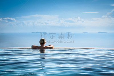 女人,无边际泳池,休闲活动,spa美容,旅行者,夏天,仅成年人,青年人,热带气候