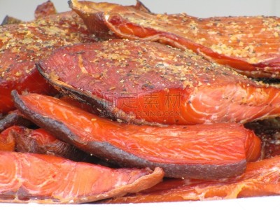 熏三文鱼,格子烤肉,沙滩派对,海产,鱼油,鲑鱼回游,低碳水化合物饮食,晚餐,海味沙拉
