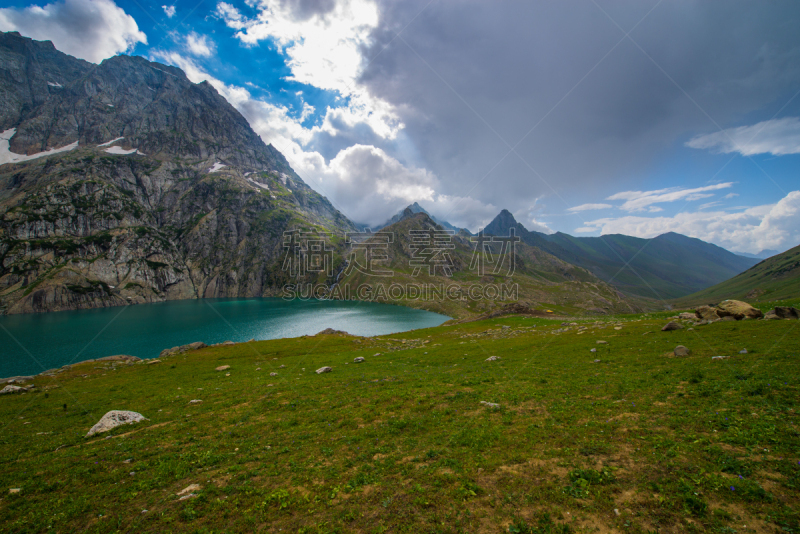 蓝湖,印度河,查谟和克什米尔,洛矶山脉,水平画幅,山,雪,无人,喜马拉雅山脉,夏天