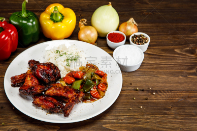 鸡翅,蔬菜,米,烤鸡,波兰,烘锫土豆,烤肉餐,白米,白肉,沙拉