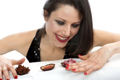 蛋糕,看,青年女人,水平画幅,贪欲,烘焙糕点,法式食品,碳水化合物,奶油蛋糕,甜点心