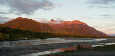 马塔牛斯加河,阿拉斯加,山,水,水平画幅,枝繁叶茂,无人,户外,完美,现代