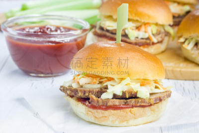 凉拌卷心菜,牛肉,牛胸肉,沙茶酱,开胃品,配方,缓慢的,面包,白色,晚餐