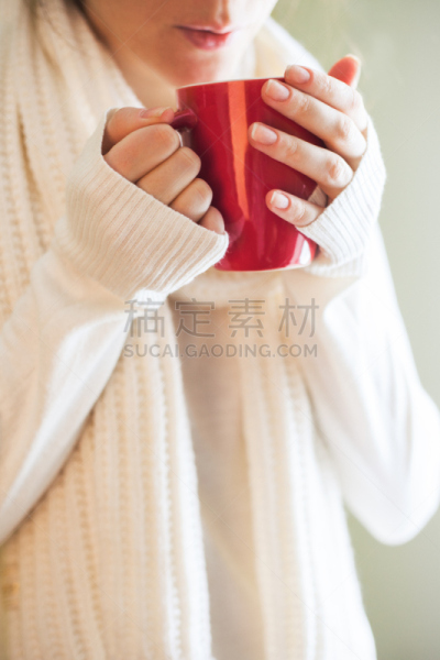 冬天,杯,女人,特写,拿着,垂直画幅,古典式,饮料,女婴,马克杯