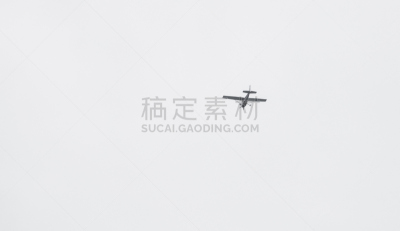 天空,小的,飞机,休闲活动,水平画幅,云,无人,古老的,半空中,古典式