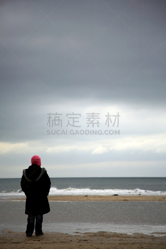 海洋,看风景,班博,诺森伯兰郡,垂直画幅,水,天空,暴风雨,沙子,英格兰