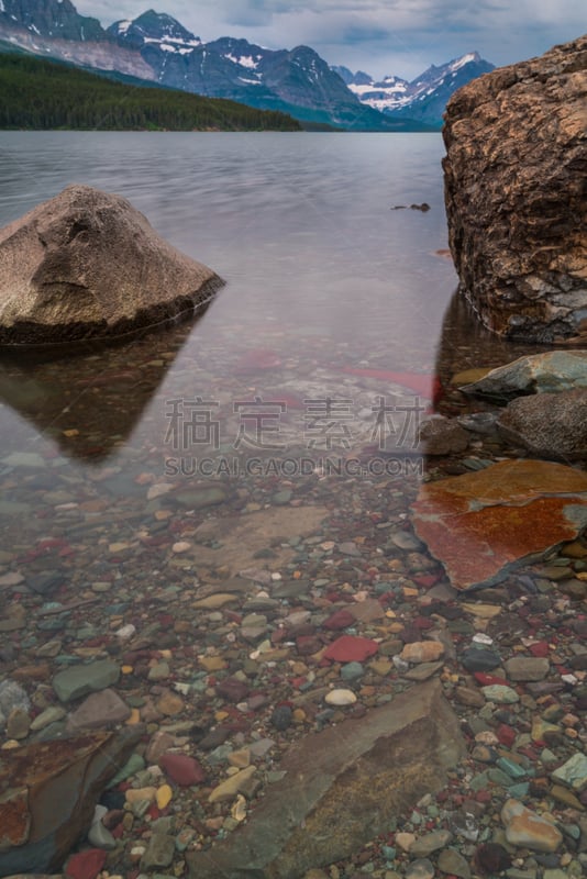 谢布恩湖,岩石,大特写,蒙大拿州,自然,垂直画幅,洛矶山脉,雪,无人,巨石