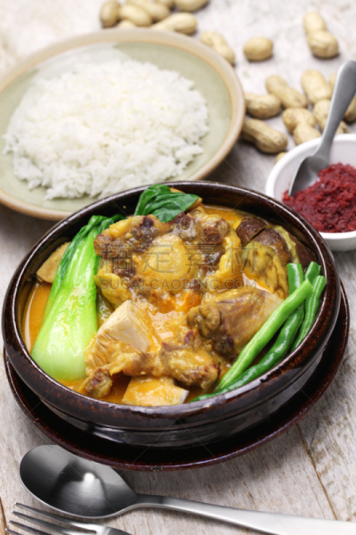 焖菜,三叶草,菲律宾人,餐具,垂直画幅,沙嗲,炖牛肉,膳食,特写,东方食品
