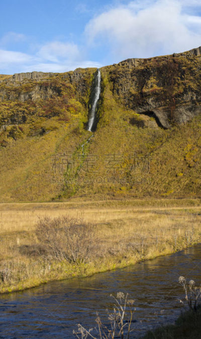 瀑布,南,seljalandsfoss waterfall,冰岛国,小的,枝繁叶茂,著名景点,北欧,河流,户外