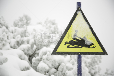 雪上汽车运动,雪,冻结的,标志,寒冷,水平画幅,无人,户外,冬天,摄影