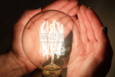 装饰物,时尚,复式楼,灯,公寓,暗色,灯笼,一个物体,交通工具内部,背景分离