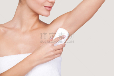 清新,除臭剂,女性,水平画幅,健康,化妆用品,仅成年人,用毛巾包裹,部分,人的脸部
