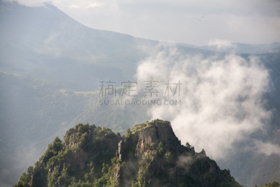 地形,山脉,山口,天空,公园,水平画幅,云,山,室外游戏器具,旅行者