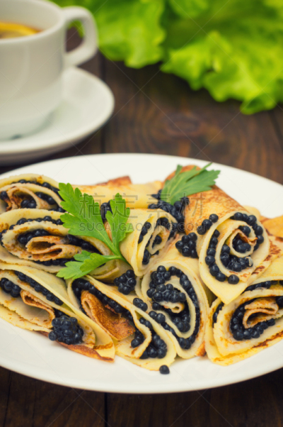 薄烤饼,食品,小圆面包,背景,木制,黑鱼子酱,平铺,特写,垂直画幅,鱼子酱